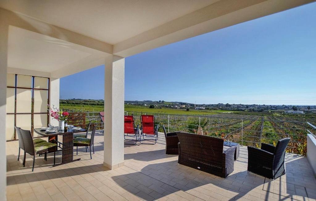 Villa Teresa Tra Il Mare E La Campagna Менфи Экстерьер фото