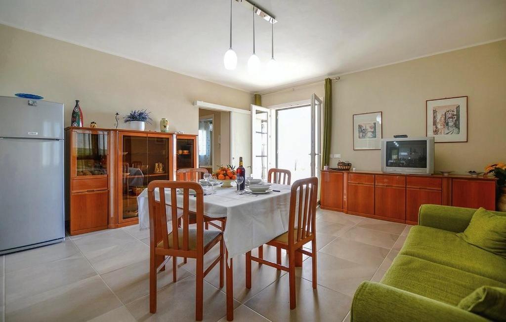 Villa Teresa Tra Il Mare E La Campagna Менфи Экстерьер фото