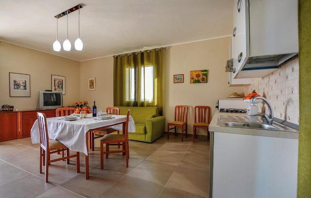 Villa Teresa Tra Il Mare E La Campagna Менфи Экстерьер фото